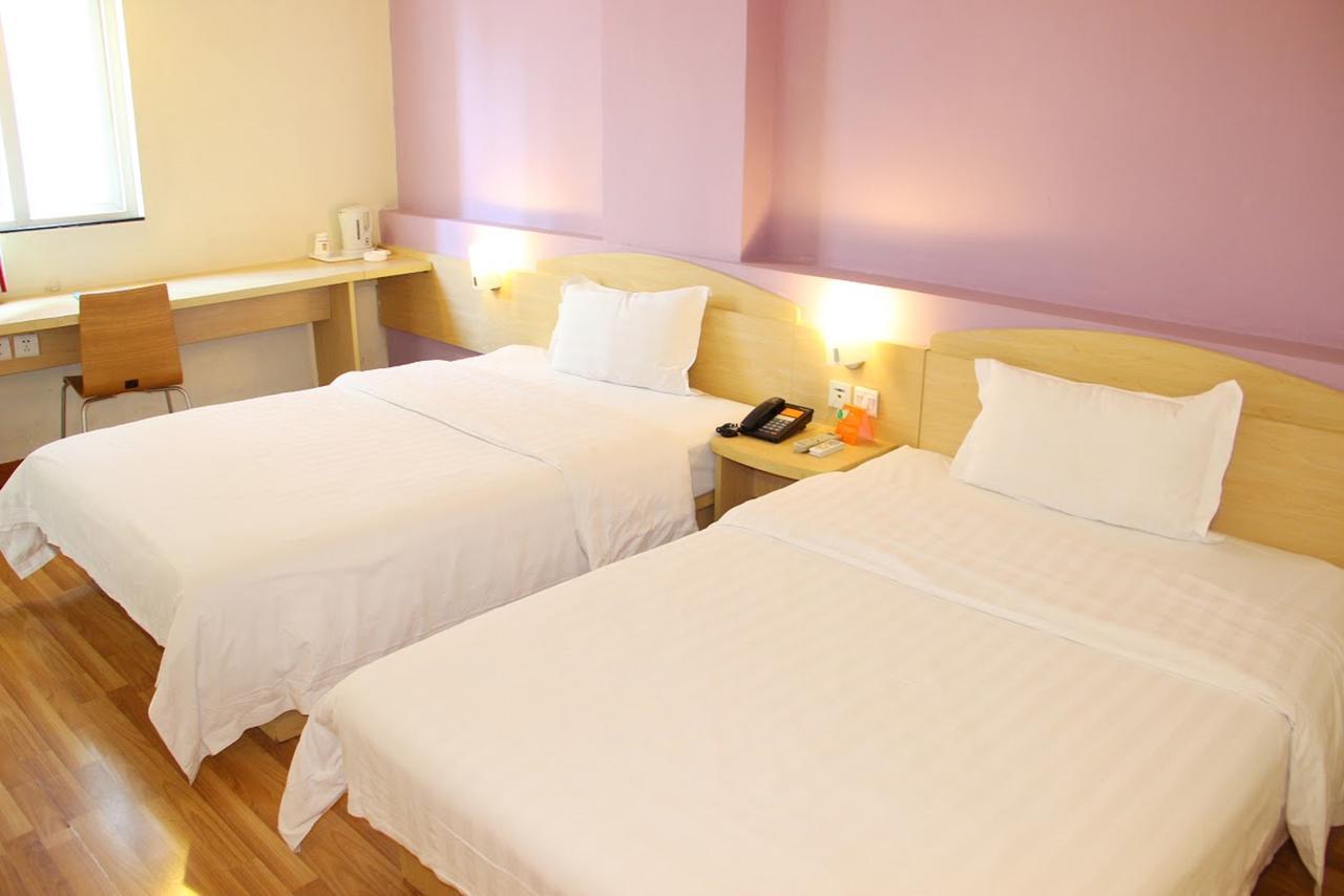 7Days Inn Foshan Shunde Ronggui Xiao Huangpu Dış mekan fotoğraf